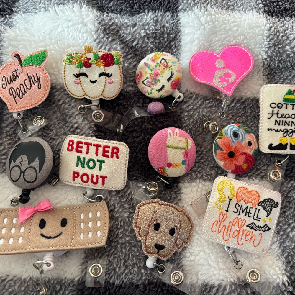 Badge Reel Set